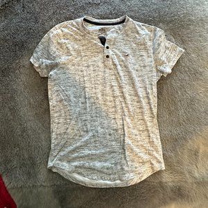 Hollister T-shirt